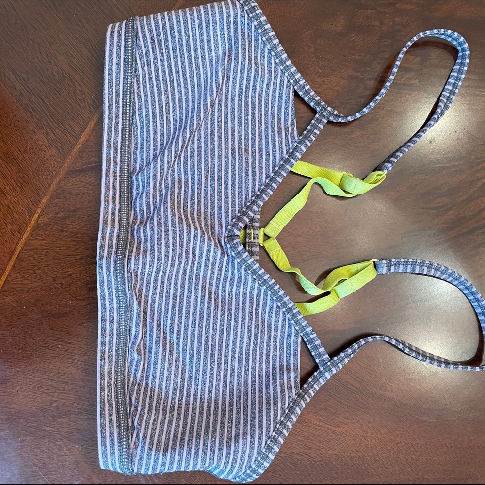 Lululemon Sports bra